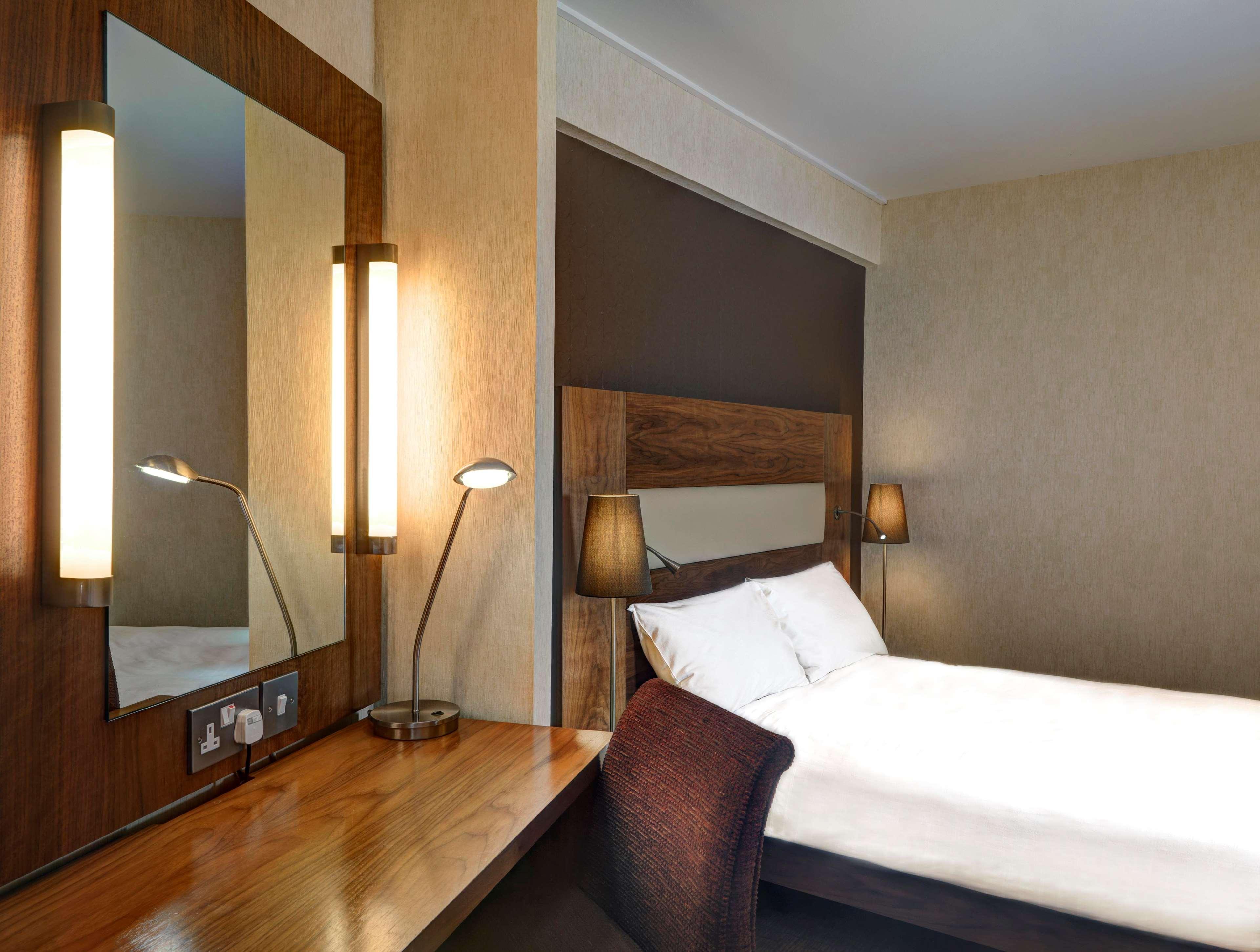 Doubletree By Hilton Aberdeen Treetops Kültér fotó