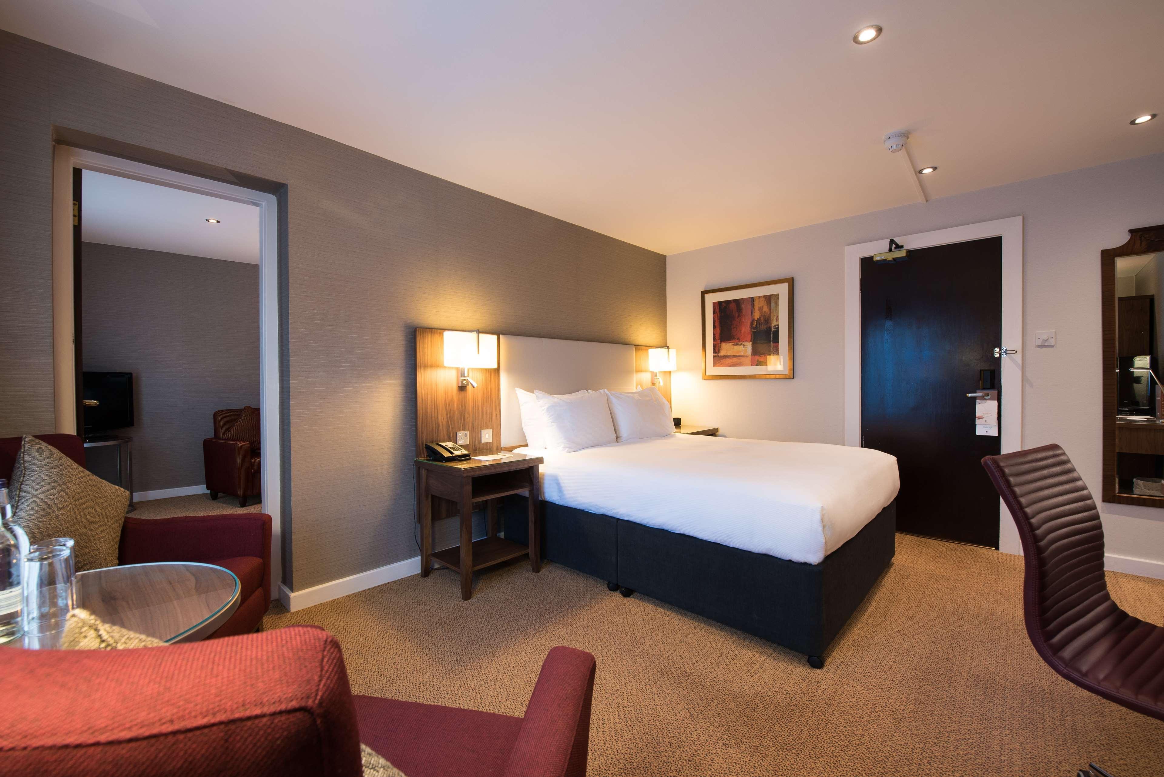 Doubletree By Hilton Aberdeen Treetops Kültér fotó