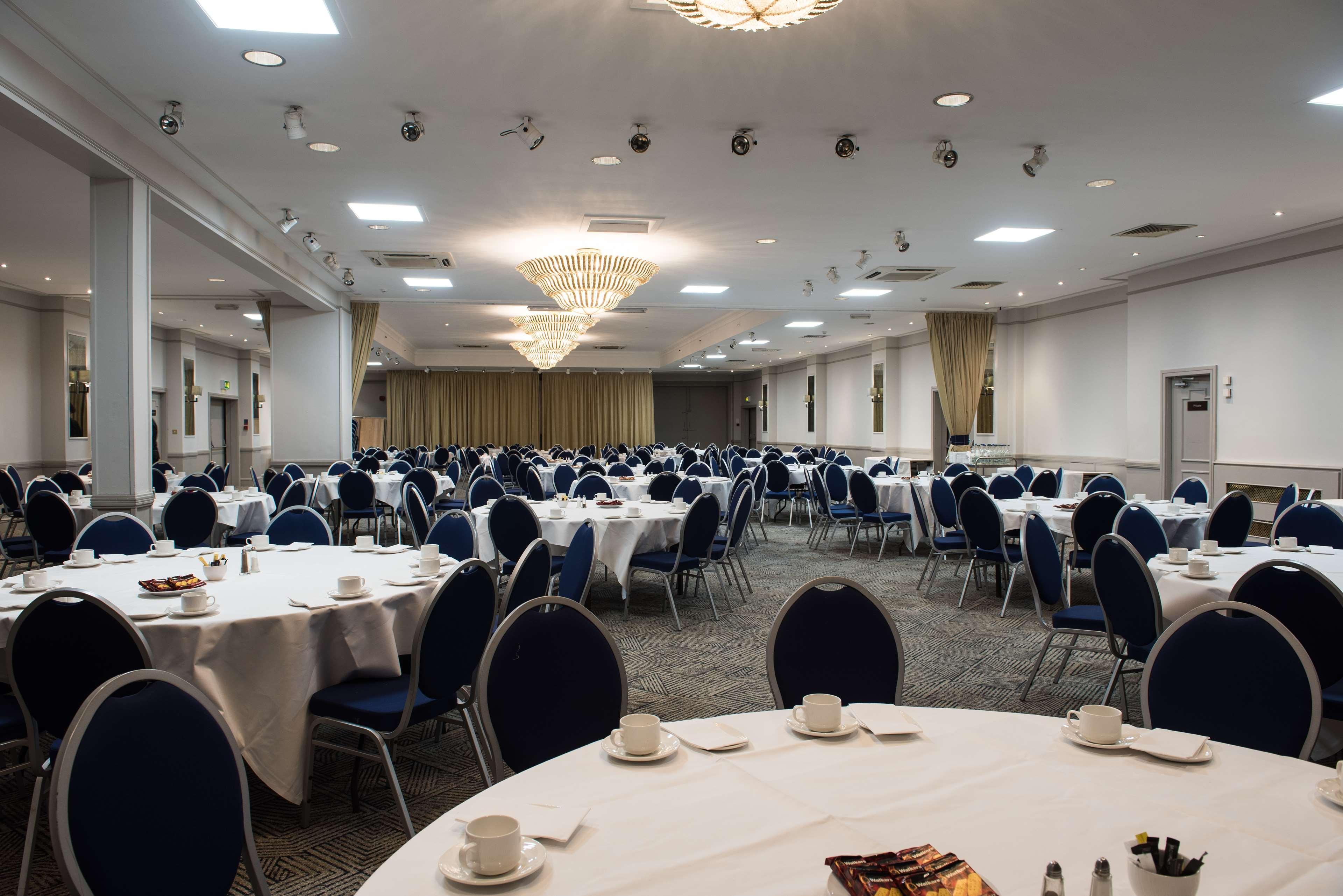 Doubletree By Hilton Aberdeen Treetops Kültér fotó