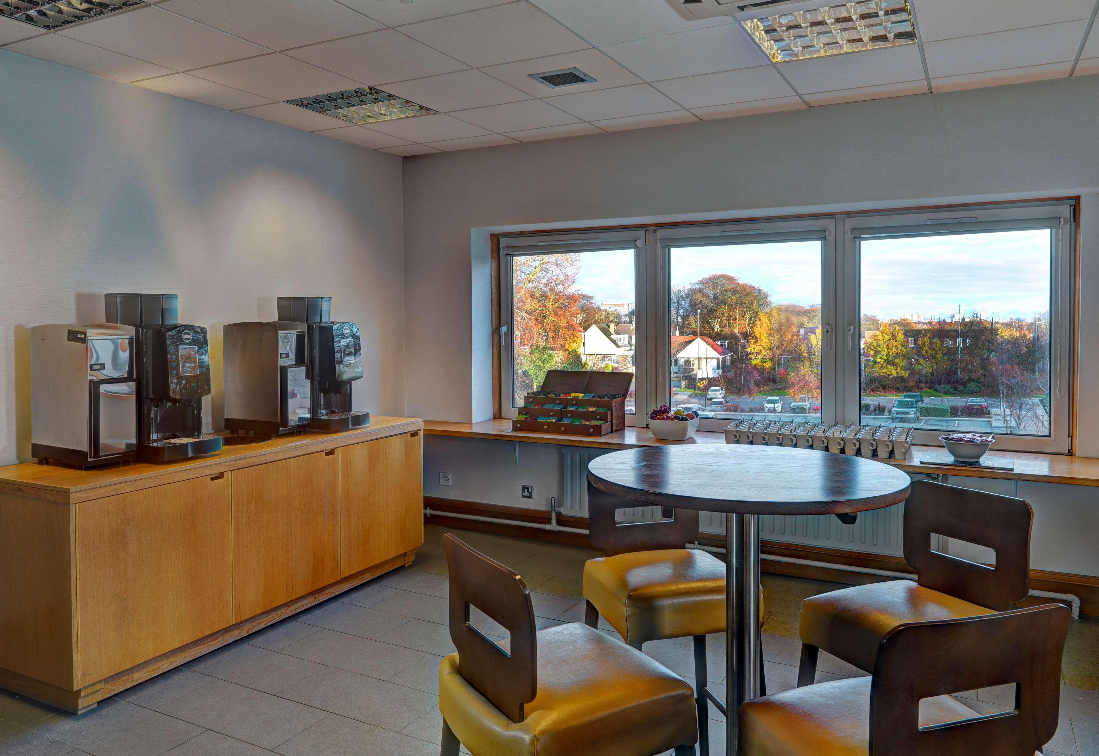 Doubletree By Hilton Aberdeen Treetops Kültér fotó