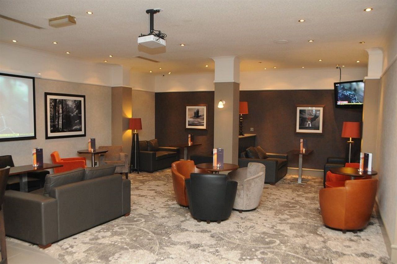Doubletree By Hilton Aberdeen Treetops Kültér fotó